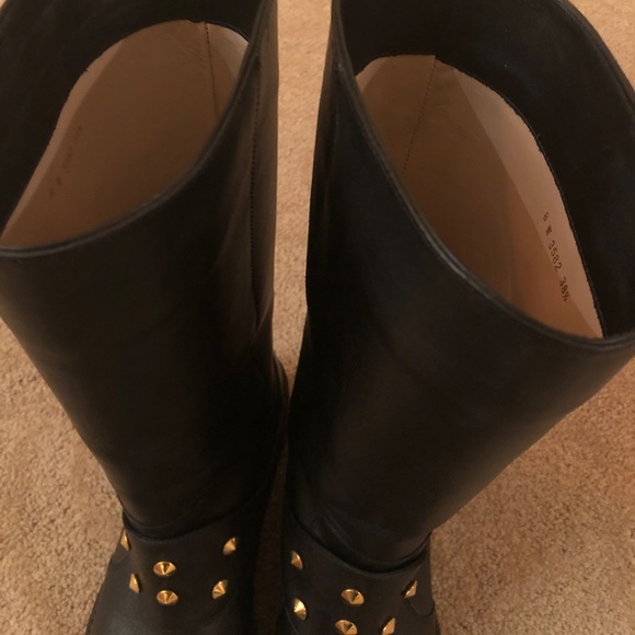 100% Authentic Fendi Boots - Picture 8 of 8